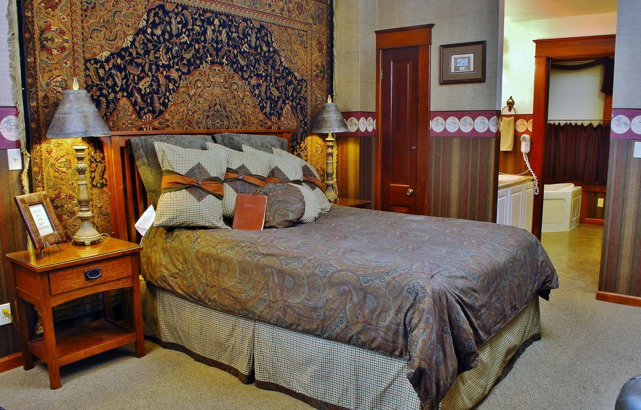 Arbor Hill Inn La Porte Exteriör bild